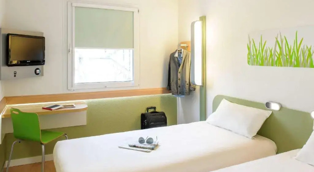 Двухместный номер Standard ibis budget Caen Mondeville