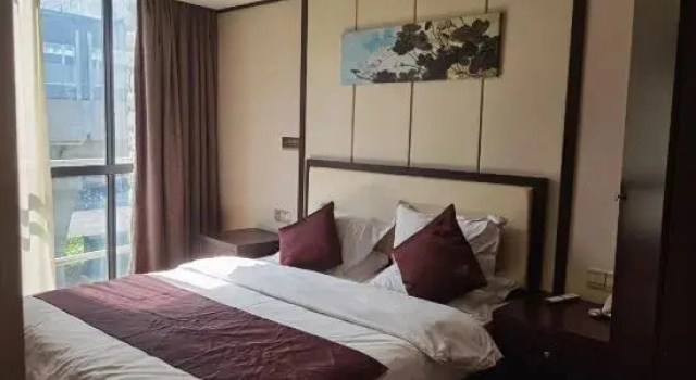 Трёхместный люкс Zhuoyue City Hotel Anqing