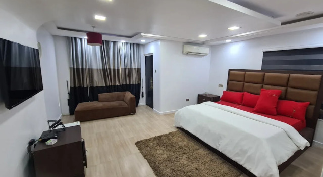 Апартаменты с 4 комнатами Asa Apartments