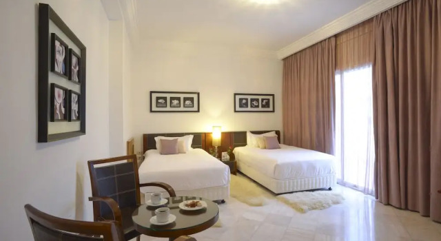 Полулюкс с 2 комнатами с балконом The Penthouse Suites Hotel