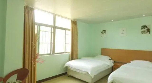 Zhuhai Guishan Island Sea Fishing Inn