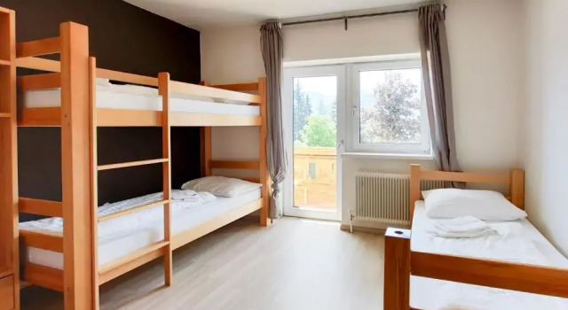 Кровать в общем номере Mountain Hotel & Hostel
