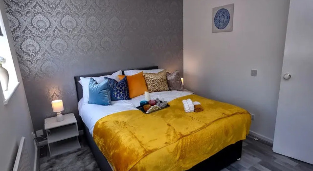 I Love London! A Stunning 2 Bed Home Sleeps 1-3!, Book Feriehus Thamesmead London og omegn