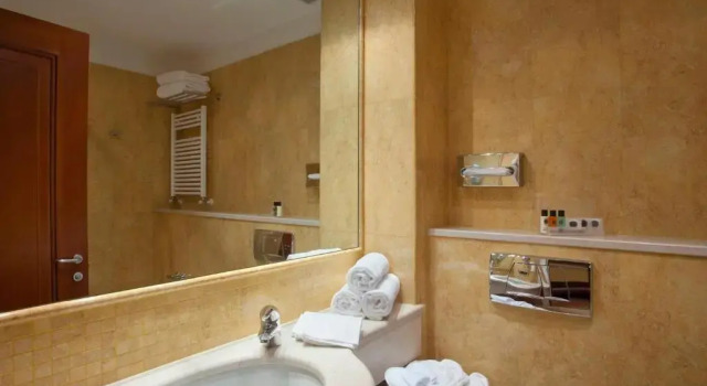 Номер Standard Holiday Inn Cagliari by IHG