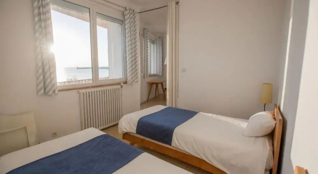 Трёхместный номер Standard Hotel Le Trident Thyrsé
