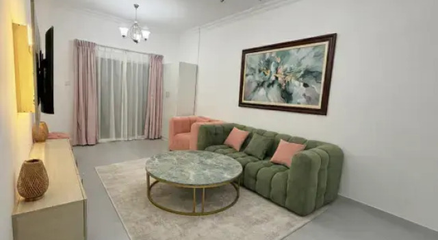 Кровать в общем номере (женский номер) Premium Stay in SBK Dubai - Female Only