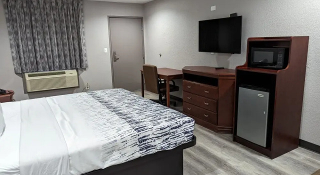Одноместный номер Standard OKC Hotel