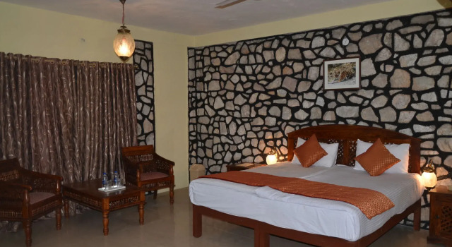 Indian Adventures Tiger Moon resort, Забронировать Курортный отель Отели штата Раджастхана с парковкой, Парковка