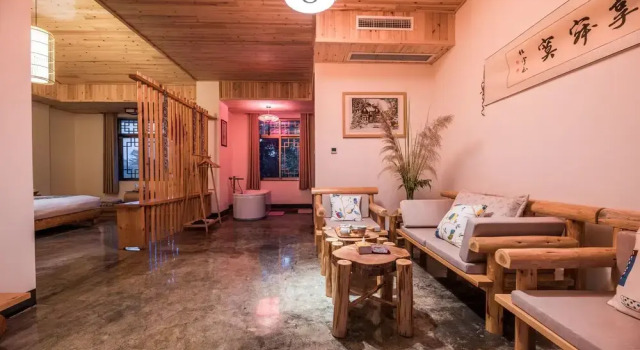Люкс Deluxe Floral Hotel Chengdu Dujiangyan