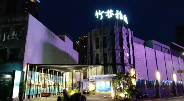 Refinement Motel