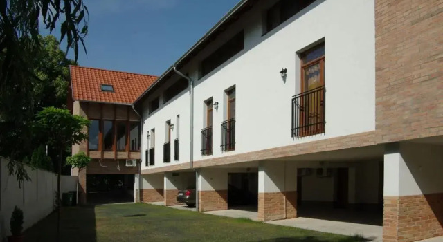 Nefelejcs Apartman