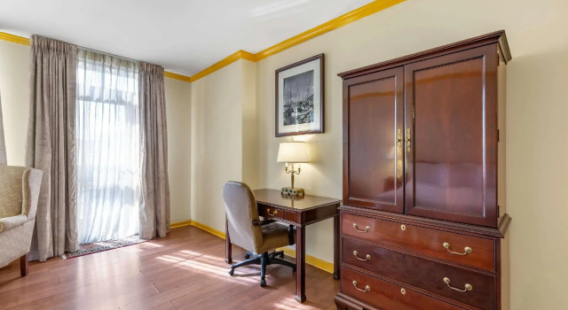 Двухместный номер Standard The William Fell Baltimore, Tapestry Collection by Hilton