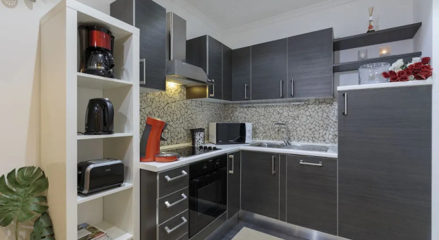 Студия The Queen Luxury Apartments - Villa Cortina