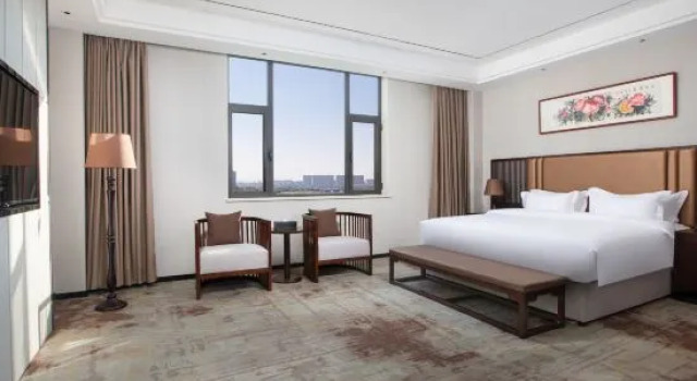 Номер Deluxe Ramada Encore by Wyndham Linqu Downtown