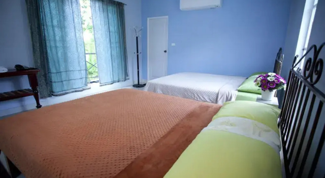 Номер Standard с красивым видом из окна Ville De La Vie Khao Yai