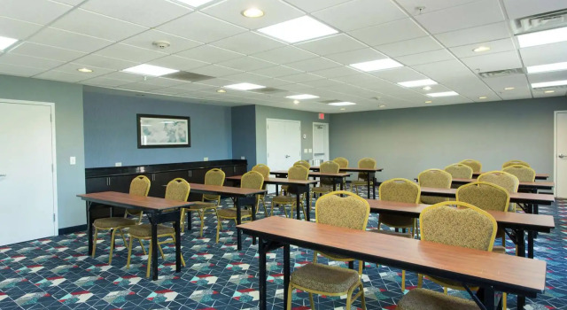 Hampton Inn & Suites Ankeny, 예약 호텔 앤케니 Iowa
