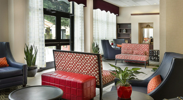 DoubleTree by Hilton Charlotte Airport