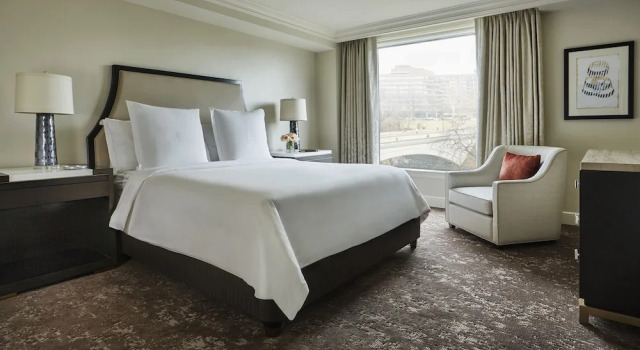 Двухместный люкс East wing Premier Four Seasons Washington DC