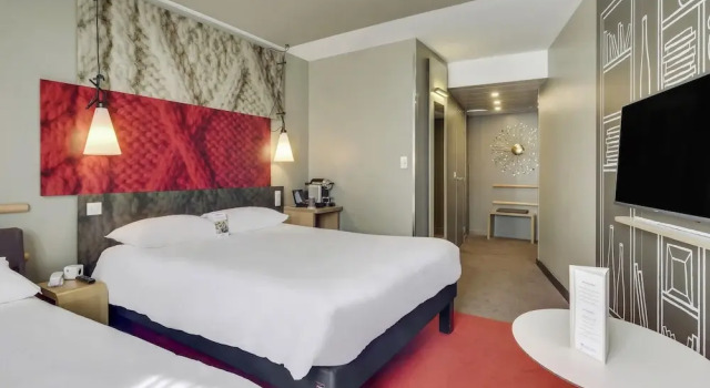 Двухместный номер Comfort с балконом ibis Saint Germain en Laye Centre