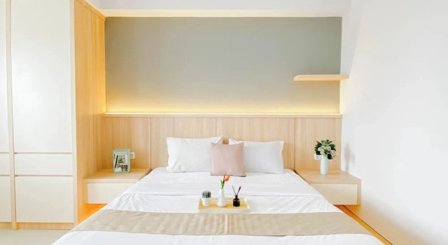 Enjoy Living Studio Apartment At Lrt City Jatibening, Rezerwuj Apartament Hotele w Bekasi z basenem, Basen