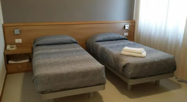 Семейный номер Standard Flying Hotel