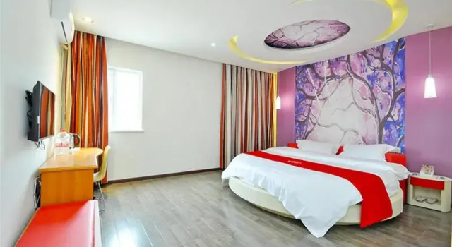 Номер Standard Thank Inn Chain Hotel Guizhou Bijie City Weining Railway Station