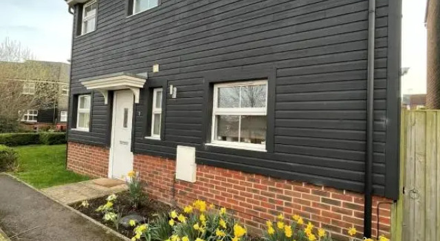 Gorgeous 3 Bedroom 2 Bathroom Family Home