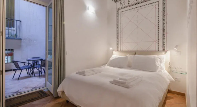 Palazzo Marigliano, Забронировать Отель Отели Неаполя 5 звезд, рядом с Accademia di Belle Arti di Napoli, 5*