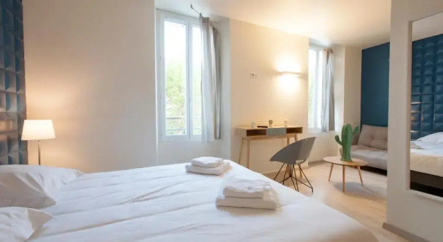 Двухместный номер Deluxe Hotel Restaurant des Maures