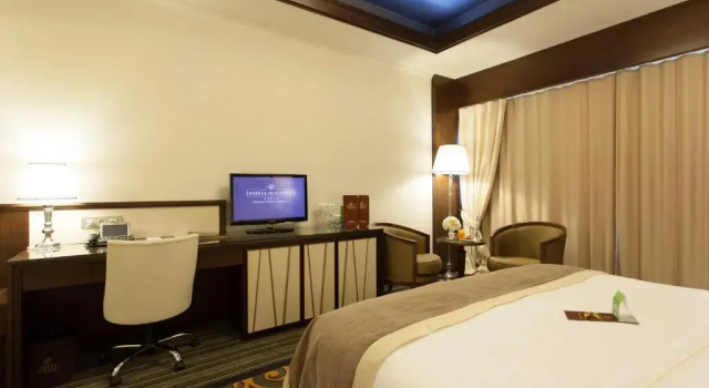 Двухместный номер Standard Metropolis Hotel