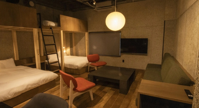 Пятиместные апартаменты Comfort Green Room Hotel