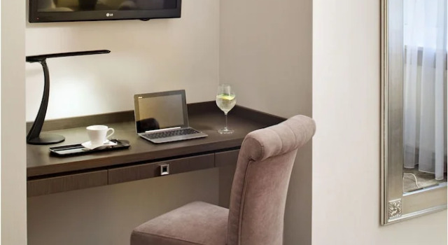 Двухместный номер Classic Metropolitan Boutique Hotel
