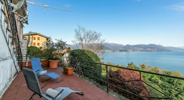 Апартаменты Standard Infinity Lake View Terraced Casa