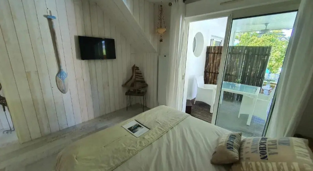 Двухместный номер Standard с видом на бассейн Villa Caraîbes