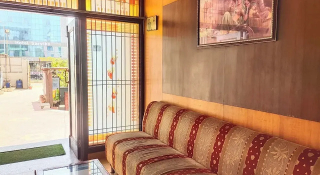 Hotel Maharani Resort & Bar near Jaipur Airport, Забронировать Курортный отель Отели штата Раджастхана 3 звезды, 3*