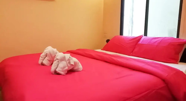 Qhkl Hotel
