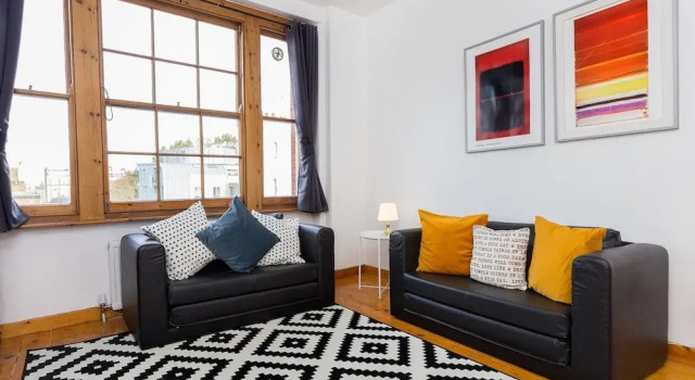 Spacious 2 Bedroom Apartment in Islington, Varaa Huoneisto Asunnot kohteessa Merseyside, Huoneisto