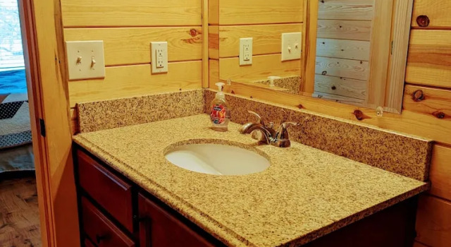 Standard Bungalow Kingman KOA