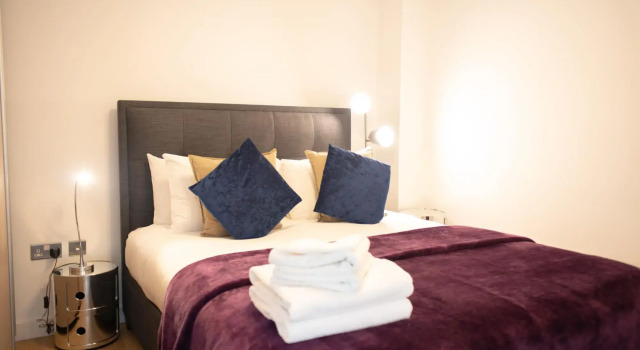 Comfy Studio with Balcony in Heart of Shoreditch