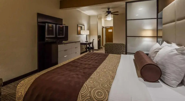 Люкс Best Western Plus Lackland Hotel and Suites