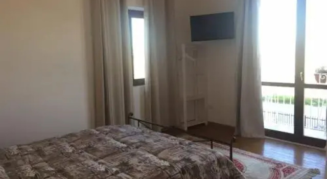 B&B Villa Angela Vallemare, Book Bed and Breakfast Hotels in Abruzzo with Parking, Parking