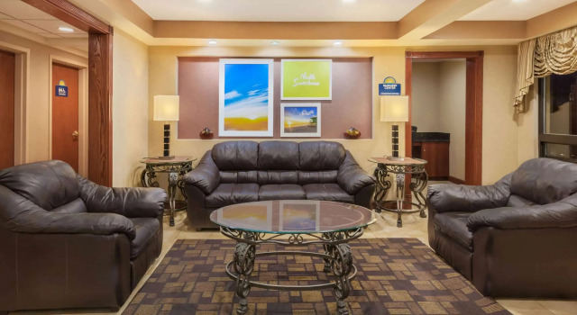Econo Lodge Woodbridge