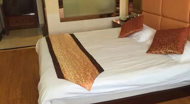 York Chain Hotel