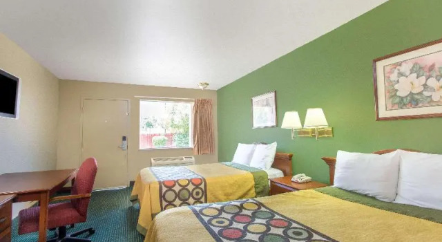Номер Standard Super 8 by Wyndham Durham/University Area NC