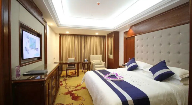 Xiaoxiang Binhu Hotel Yongzhou, Rezerwuj Hotel Hotele w Yongzhou z parkingiem, Parking