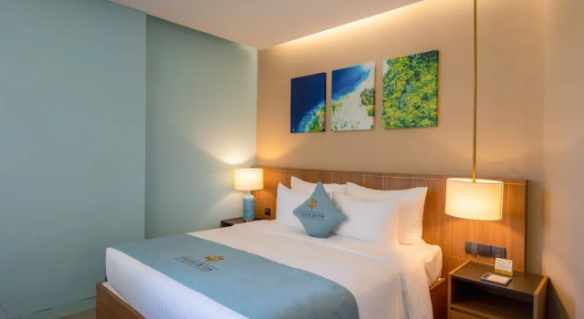 Двухместный номер Standard с балконом и с видом на океан Fleur de Lys Hotel Quy Nhon