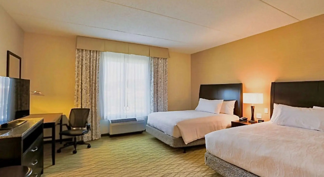 Четырёхместный номер Standard Hilton Garden Inn Indiana at IUP