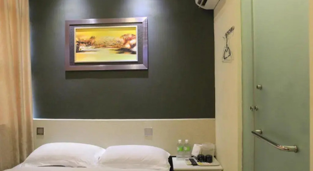 Двухместный номер Standard Putra One Avenue Hotel