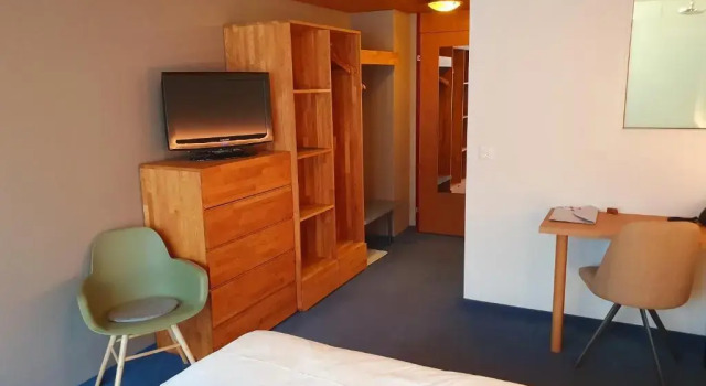 Двухместный номер Standard с балконом Adler Hotel