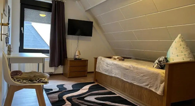 Ferienappartements Dolgesheim 2, Забронировать Отель Дольгесхайм земля Гессен